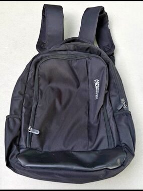 American Tourister Black Backpack with Padded Straps